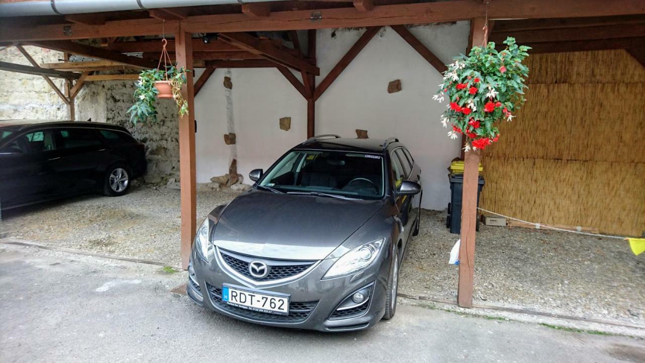Nobilis Apartman Eger Exterior photo
